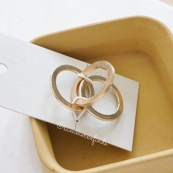 COS Gold Ring Set Size XS/S - Picture 3 of 3